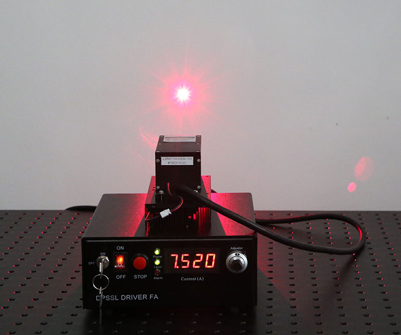 671nm 600mW DPSS Laser System Red Laser Beam